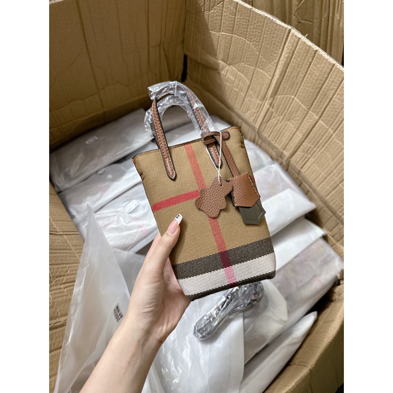 Túi BBR Tote Dáng Đứng BBR zynn store