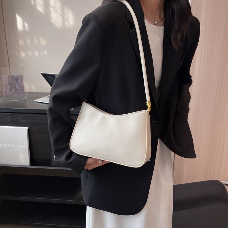 Túi Đeo Chéo Một Bên Vai Kiểu Dáng Thời Trang Mới