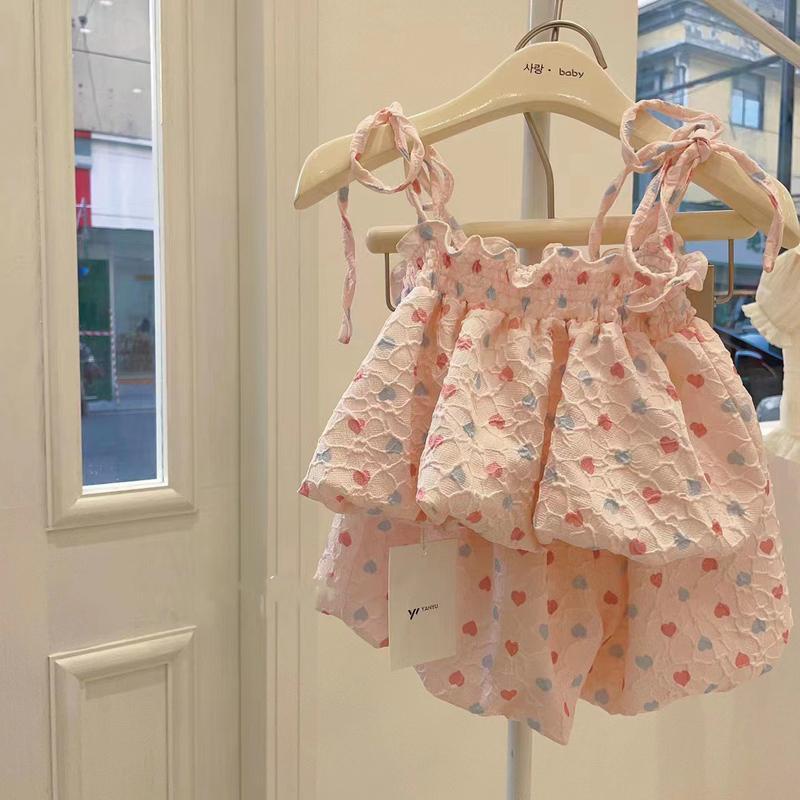 Set Áo Hai Dây Họa Tiết Chấm Bi Và Quần Short Chấm Bi Thời Trang 2023 Cho Bé Gái