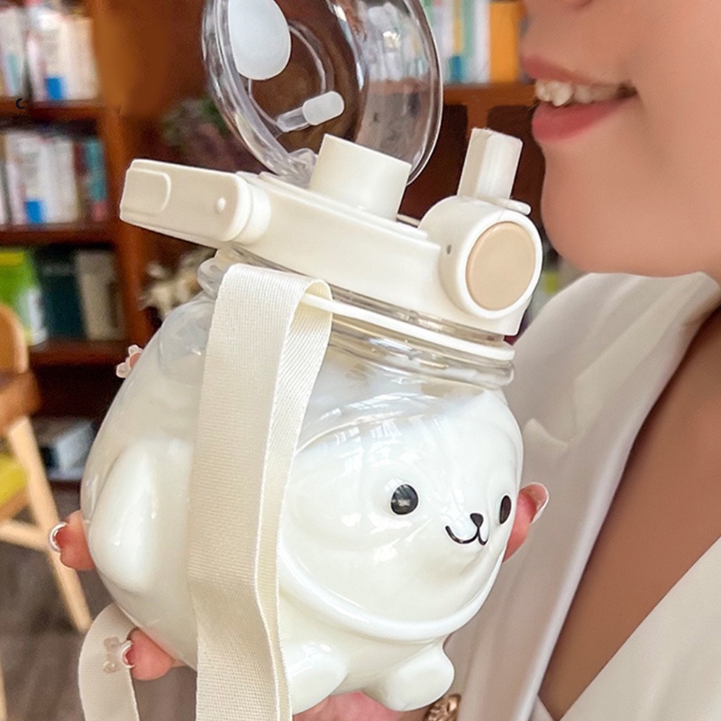 Bình nước dễ thương 1000ml hình gấu cute kèm dây đeo có ống hút chất liệu nhựa cao cấp an toàn HSU