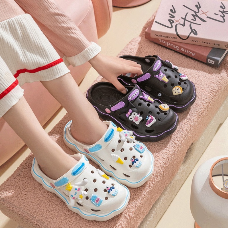 Giày Đi Biển Ngoài Trời Hình Hello Kitty Ngọc Bích Gui Dog Kuromi Cho Người Lớn
