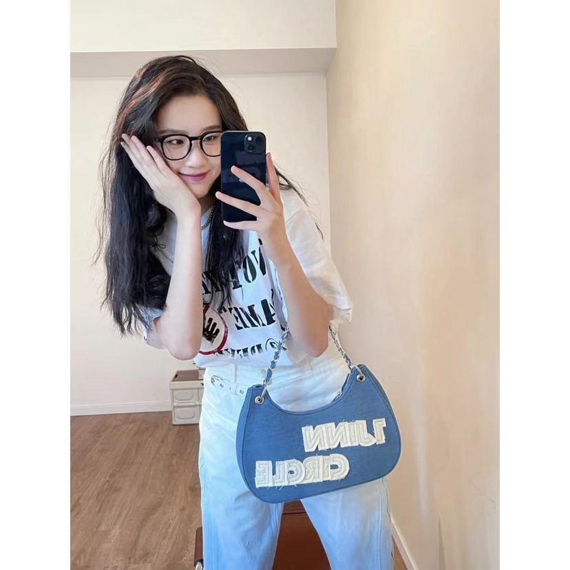 Túi Đeo Chéo Nhỏ Gọn Thêu Họa Tiết Thời Trang Mới Cho Nữ