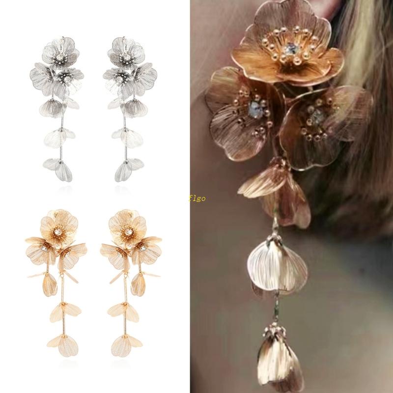 Bông Tai Hình Hoa Bằng Kim Loại Màu Vàng Thời Trang