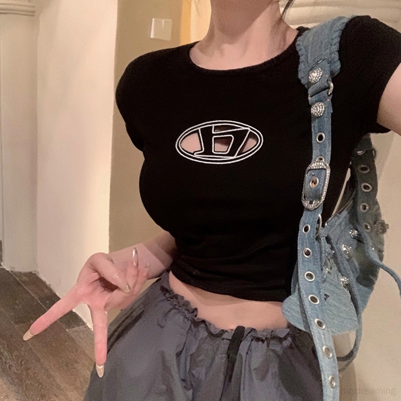 Áo Croptop Tay Ngắn Cổ Tròn Màu Sắc Trơn Thiết Kế Ôm Sát Tôn Dáng Thời Trang Cho Nữ