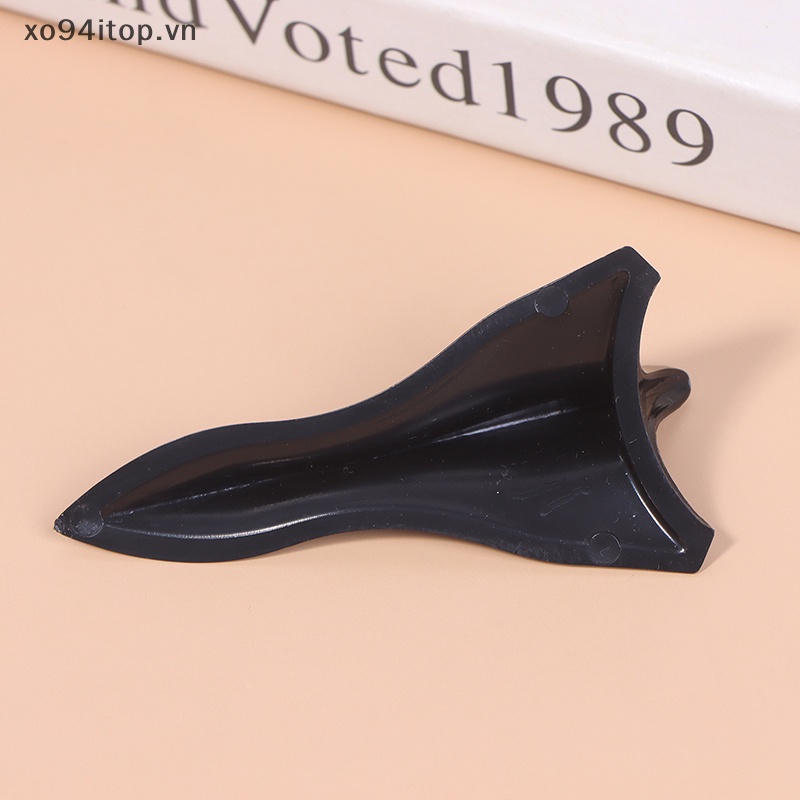 1 Vây Cá Mập Khuếch Tán Màu Đen Gắn Nóc Xe Hơi