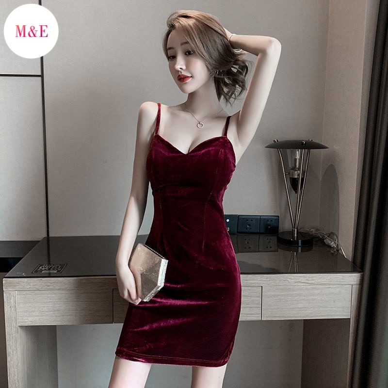 M &amp; E 2022 Đầm Ôm Hai Dây Cổ Khoét Sâu Gợi Cảm Phong Cách Xuân Thu Mới