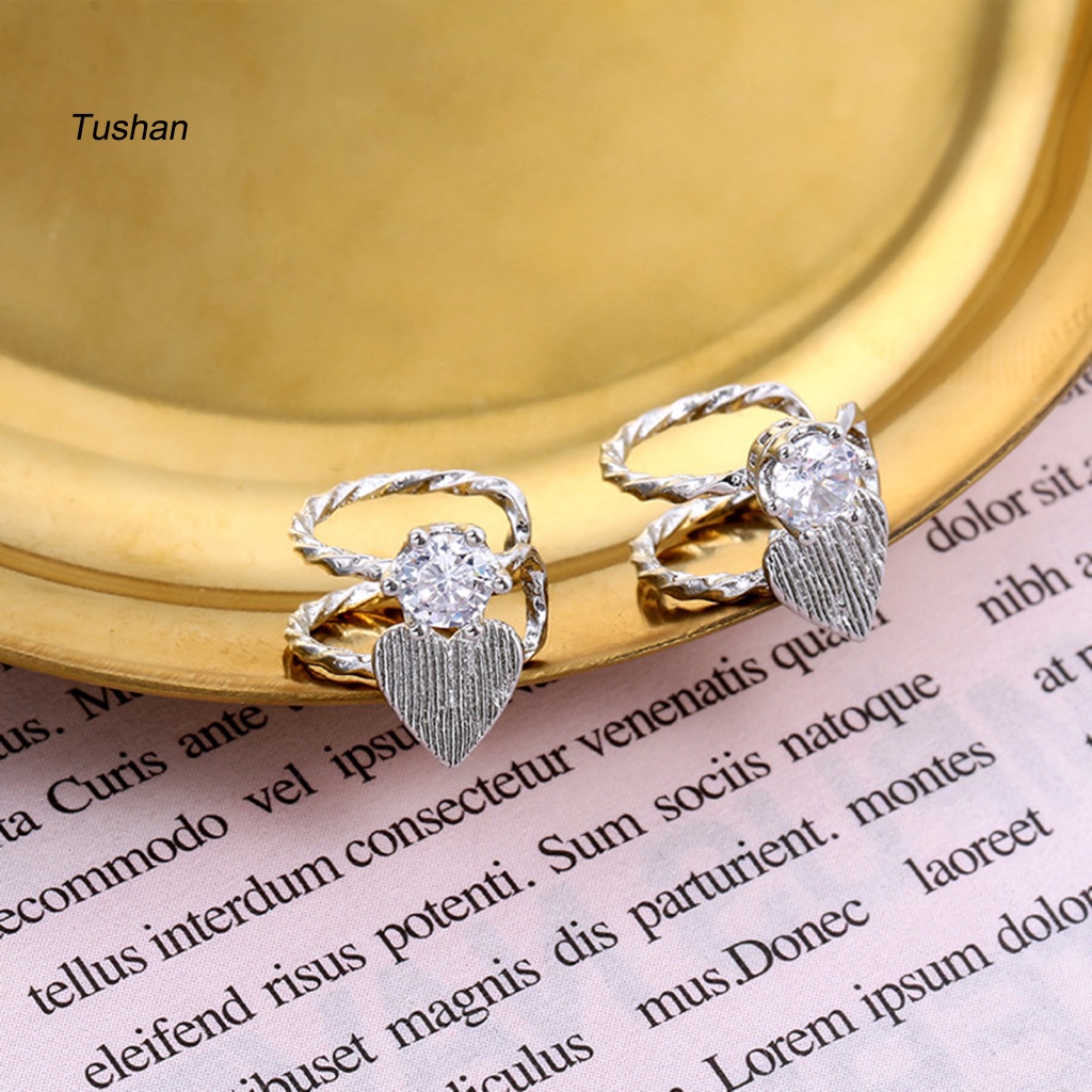 1 Khuyên Kẹp Vành Tai Hình Trái Tim Đính Đá Lấp Lánh Thời Trang