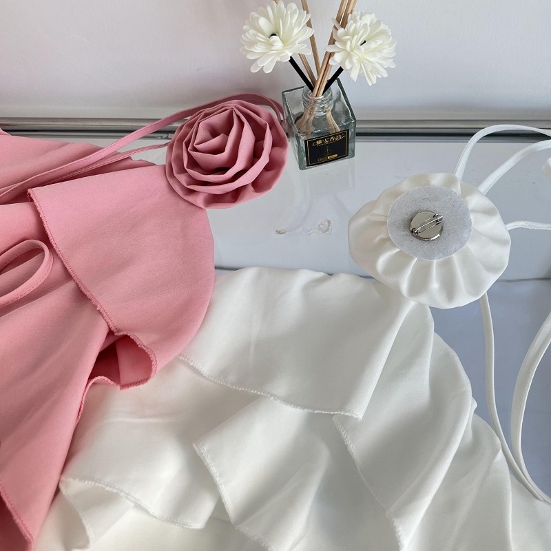 Áo Lửng Hai Dây Họa Tiết Hoa Hồng Thời Trang Quyến Rũ Dành Cho Nữ