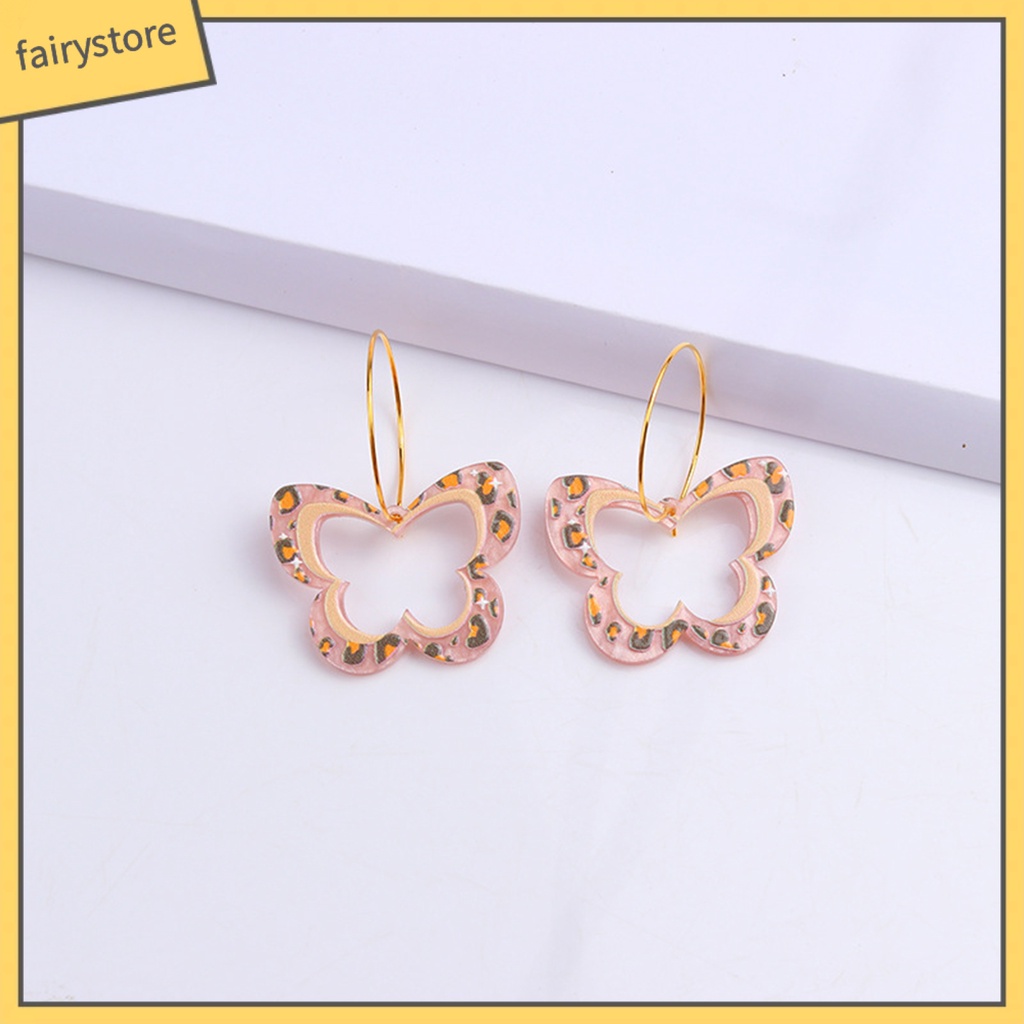 1 Đôi Bông Tai Hình Bướm Rỗng Nhiều Màu Phong Cách Vintage Dành Cho Nữ