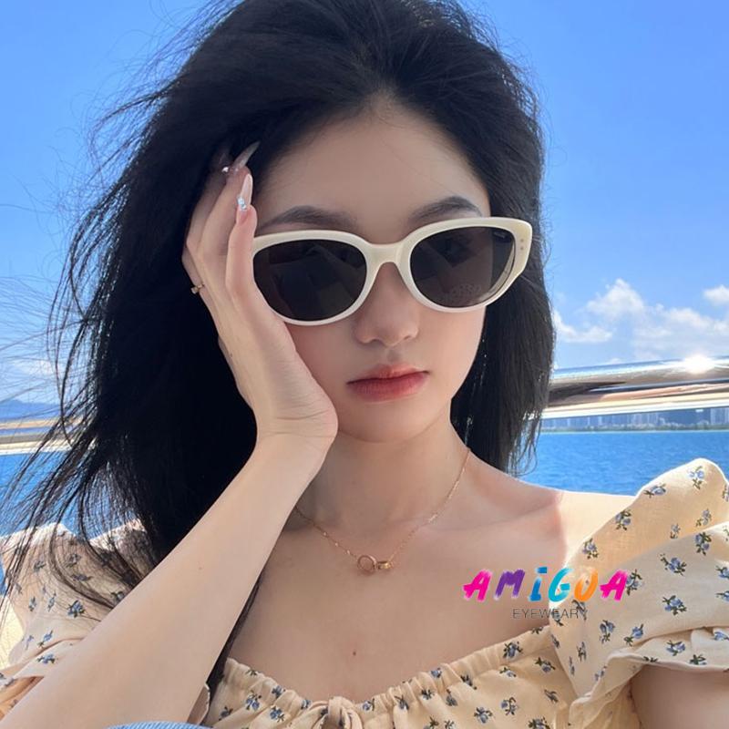 Kính Mát Hình Mắt Mèo Sáng Tạo Thời Trang Cho Nữ