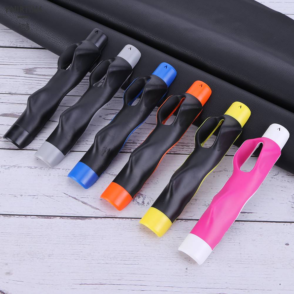 Dụng Cụ Hỗ Trợ Điều Chỉnh Tư Thế Cầm Gậy Đánh Golf