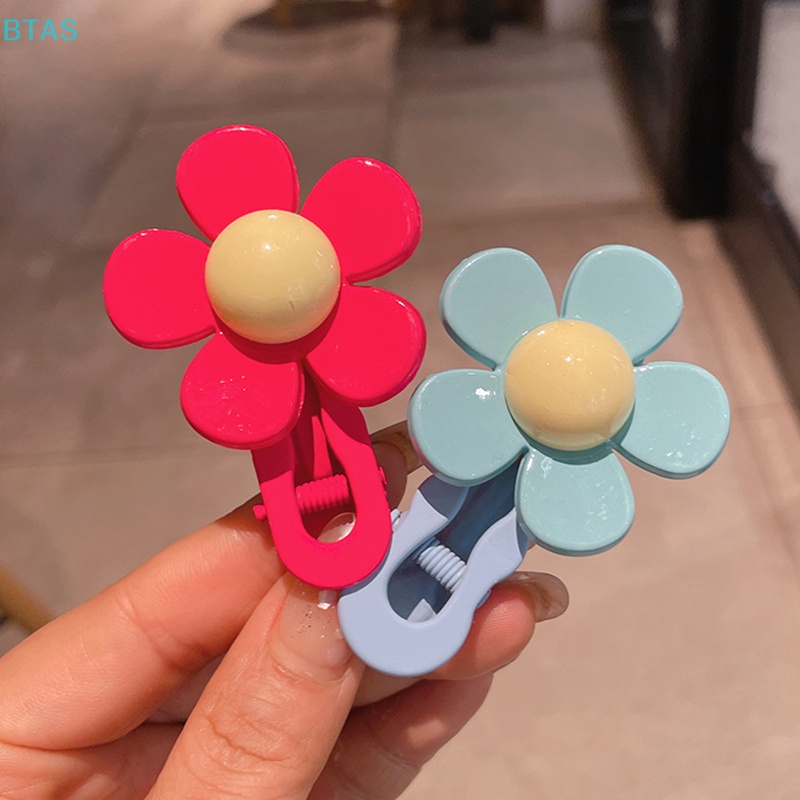 Bộ 2 Kẹp Tóc Hình Hoa Nhiều Màu Sắc Ngọt Ngào Thời Trang Cho Nữ