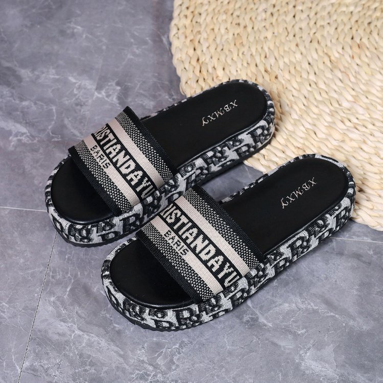 Dép XUỒNG , dép bánh mì mẫu mới Cao 5CM siêu HOT xinh quá