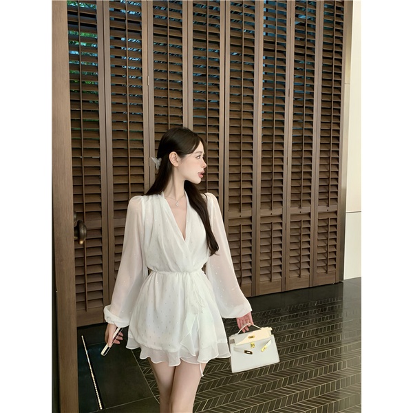 Đầm chiffon Tay Dài Màu Trắng Phối Bèo Xinh Xắn Thời Trang Dành Cho Nữ