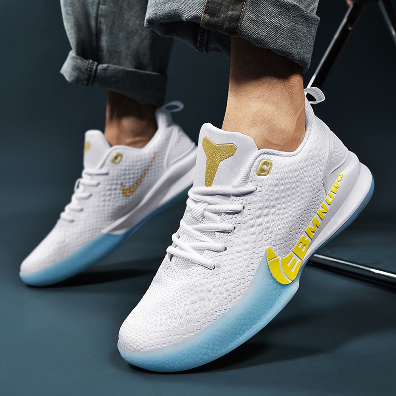 【Mamba Kobe】Giày bóng rổ thể thao nam và nữ, cặp đôi tuổi teen giày thường ngày trong khuôn viên trường giày chạy bộ Size: 36-45