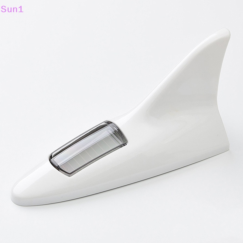 Ăng Ten Vây Cá Mập Có Đèn LED Sử Dụng Năng Lượng Mặt Trời Cho Xe Hơi