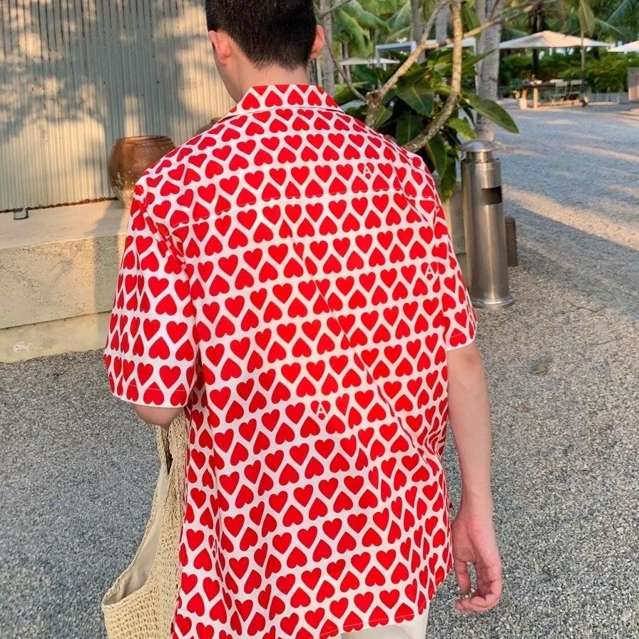 Áo Sơ Mi Tay Ngắn Dáng Rộng In Họa Tiết Trái Tim Phong Cách Pháp Cổ Điển Thời Trang Xuân Hè Kiểu Mới Cho Nam