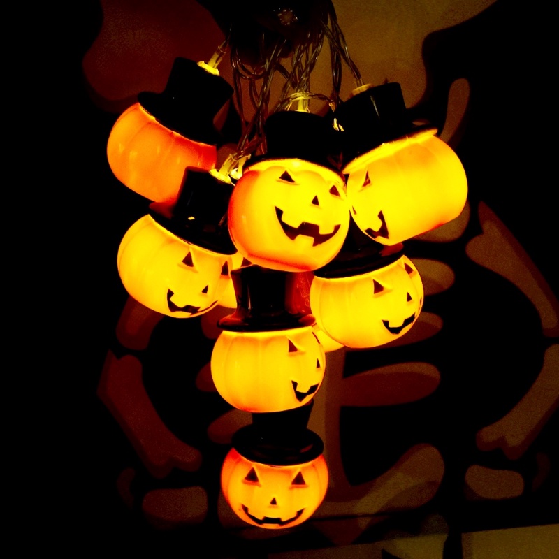 Dây Đèn LED 10 Bóng Dài 1.5M Hình Bí Ngô Dễ Thương Dùng Trang Trí Halloween