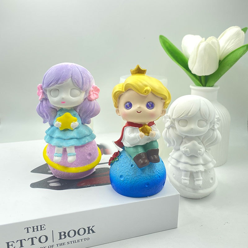 Khuôn silicone Tạo Hình Làm Nến Thơm Hình Công Chúa Hoàng Tử Hành Tinh 3d Ba Chiều Trang Trí