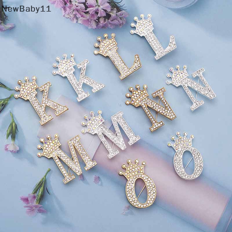 Newbaby fashion crown 26 chữ cái đầu tiên a đến z crystal rhinestone ghim trâm cho phụ nữ váy cưới ve áo cổ áo ghim trang sức.