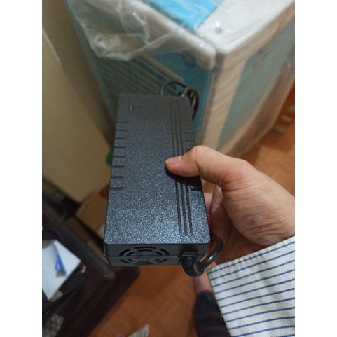 Sạc pin LiFePo4 cho hệ 8s 24V - 16s 48V - 20s 60V