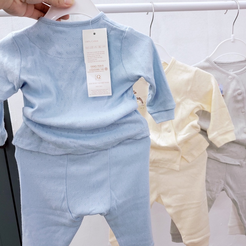 Đồ bộ quần áo dài tay sơ sinh Lullaby cúc cài lệch vải cotton lỗ thoáng 4 mùa cho bé trai bé gái 0-6 tháng