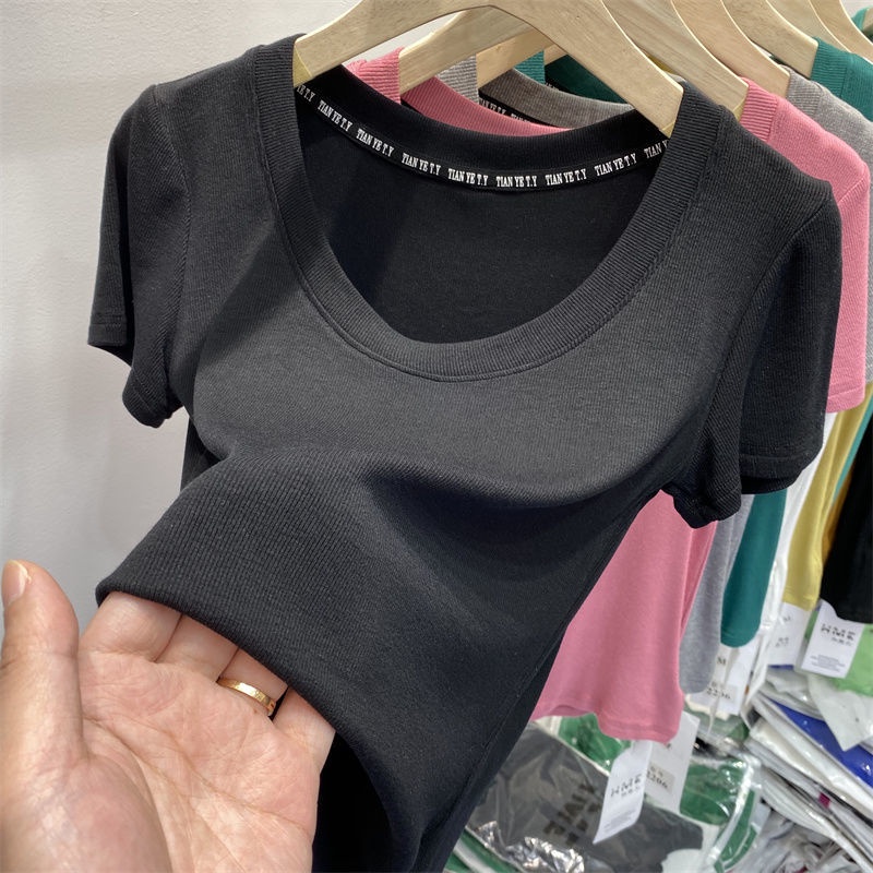 Áo Thun Nữ Ngắn Tay Cổ Tròn Màu Trơn Thời Trang