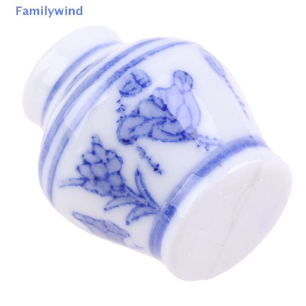 Bình Hoa Sứ Màu Trắng Và Xanh Cỡ 1 / 12 Trang Trí Nhà Búp Bê