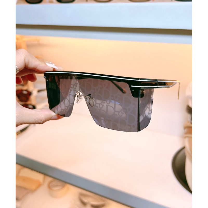 Kính Hiệu Vuông Trendy Dio unisex chống uv tráng gương Chữ Hot 2023