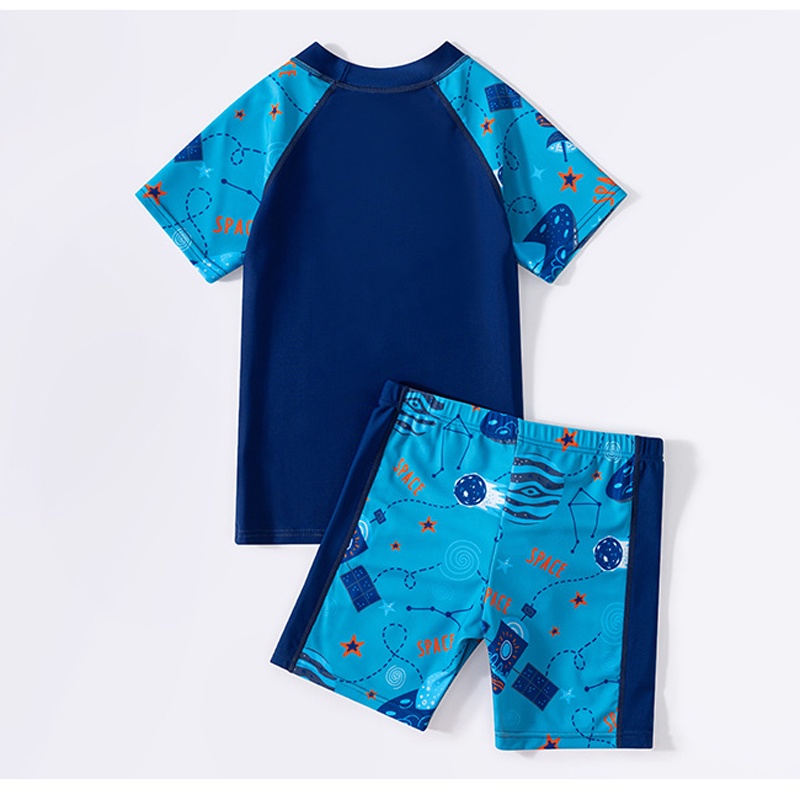 Đồ bơi bé trai, tay ngắn họa tiết phi hành gia, chất vải mềm mại, chống nắng có size cho bé từ 15kg – 40kg