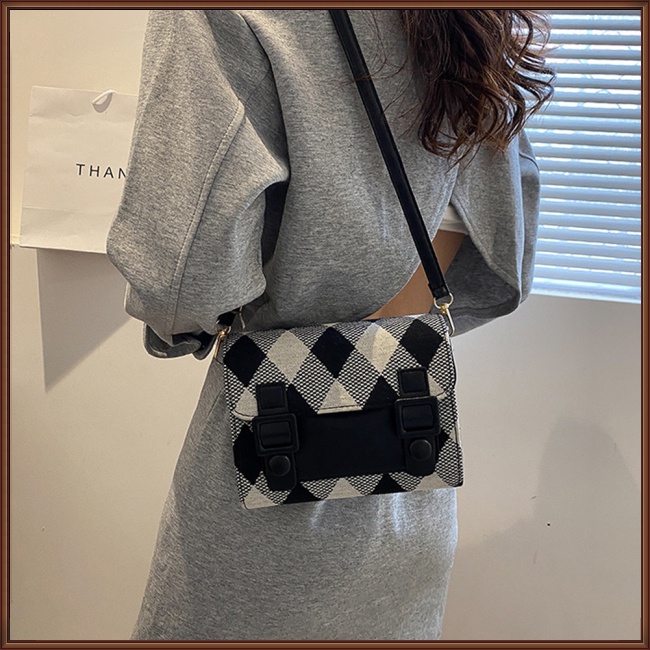 Túi Da Đeo Chéo Hình Vuông Nhỏ Có Nắp Đậy Khóa Nam Châm Thời Trang Cho Nữ