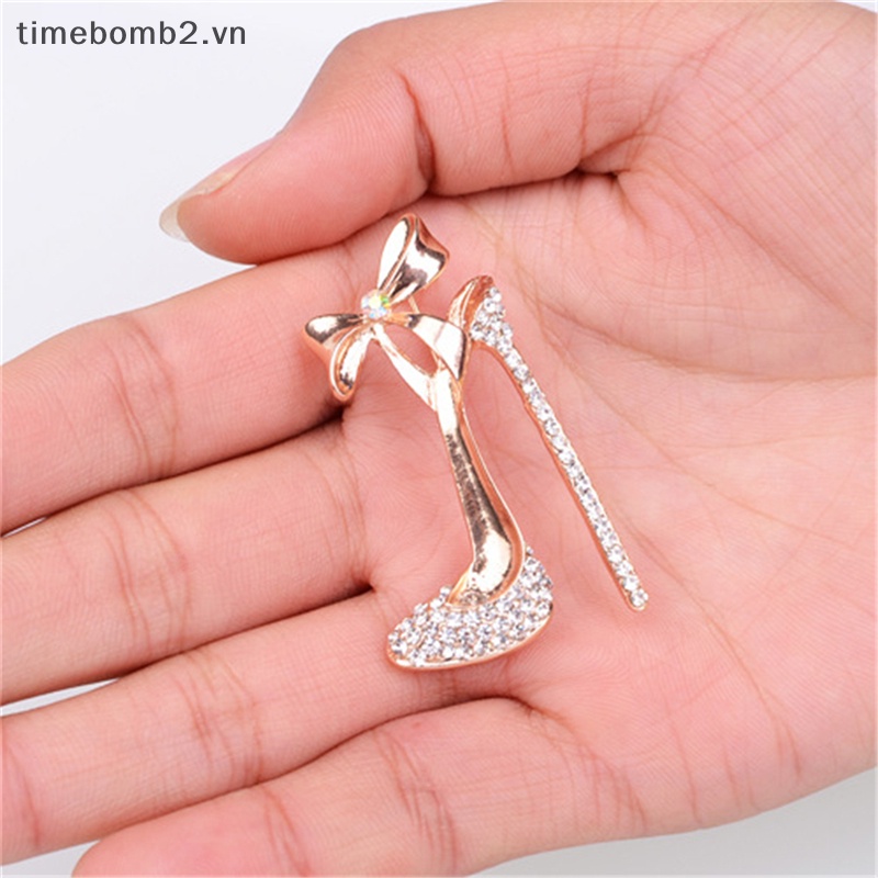 {Timebomb} Ghim Cài Áo Hình Giày Cao Gót Mạ Vàng Đính Đá Pha Lê Hot.