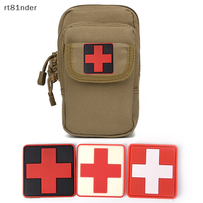 Huy Hiệu Cài Áo Sơ Cứu Hình Chữ Thập Bằng PVC Màu Đỏ Kích Thước 6X6Cm