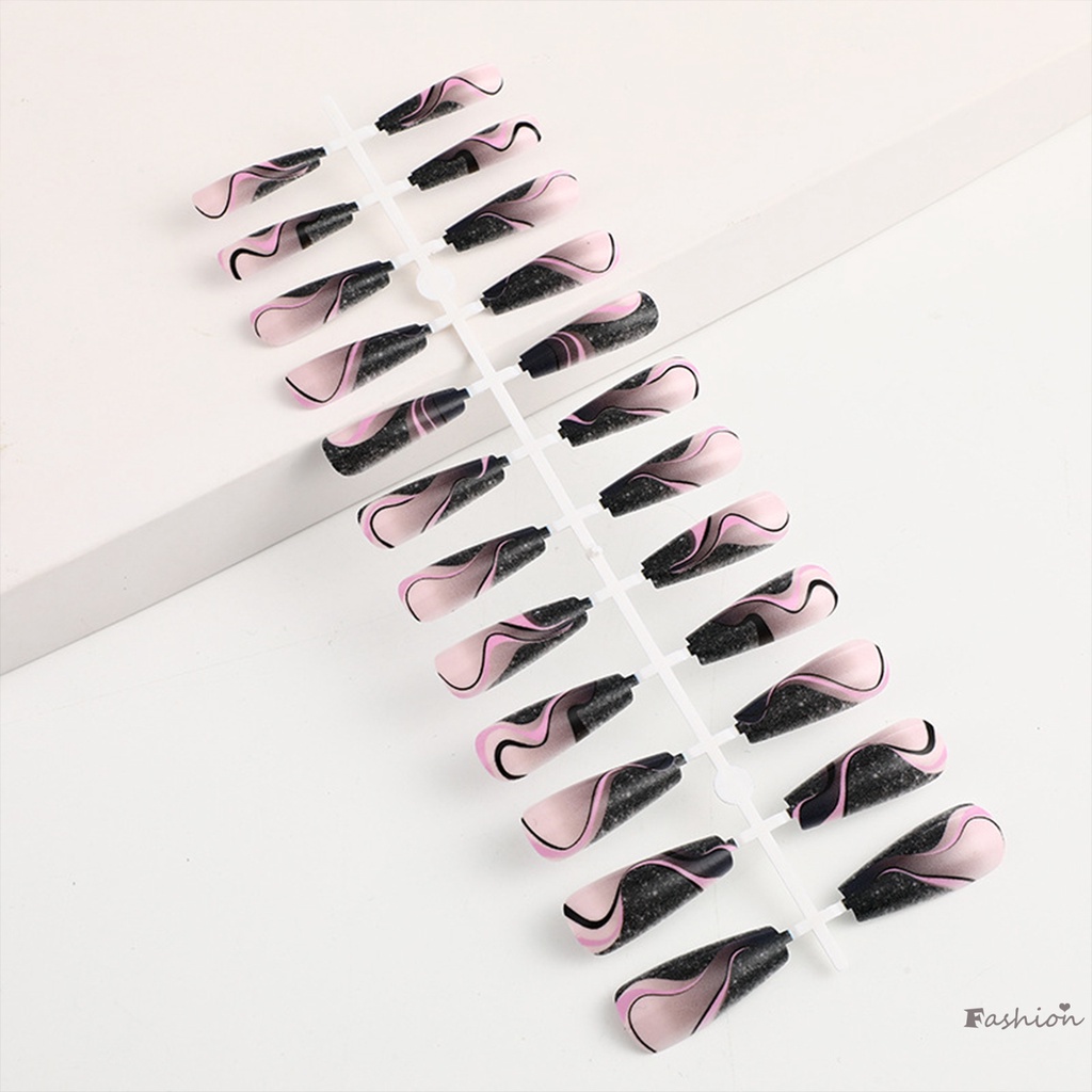 Móng Tay Giả Màu Đen Phong Cách Pháp Thời Trang