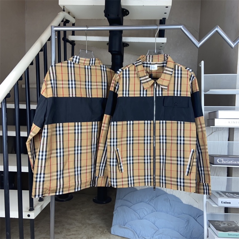 Áo Khoác Gió Burberry 100% Cotton Thiết Kế Khóa Kéo Thời Trang Cho Nam Và Nữ
