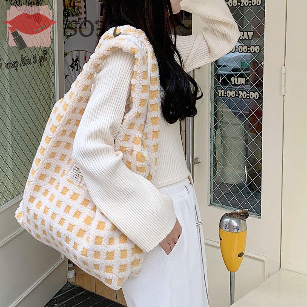 Túi Xách Đeo Vai Phủ Bông Mềm Mại Thời Trang Sành Điệu