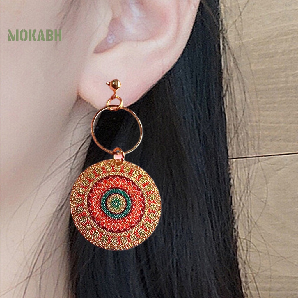 1 Đôi Bông Tai Tròn Mạ Điện Họa Tiết Hình Học Phong Cách Vintage Dành Cho Nữ