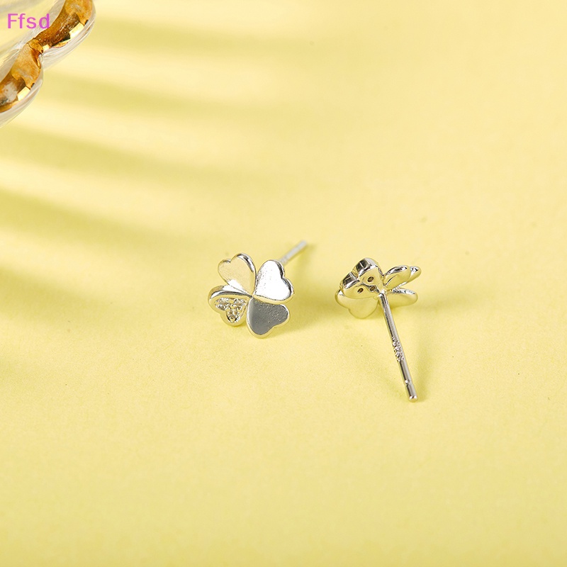 1 Đôi Bông Tai Mạ Bạc Hình Cỏ Bốn Lá Đính Đá Zircon Màu Sắc Đơn Giản Dành Cho Nữ