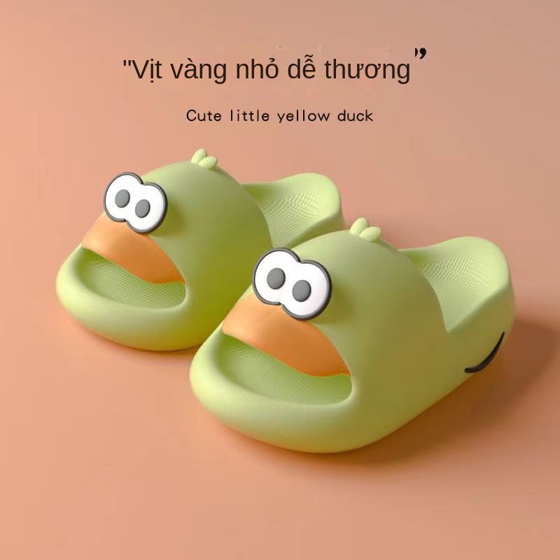 Dép Đi Trong Nhà Đế Mềm Chống Trượt Họa Tiết Vịt Hoạt Hình Dễ Thương Dành Cho Ba Mẹ Và Bé