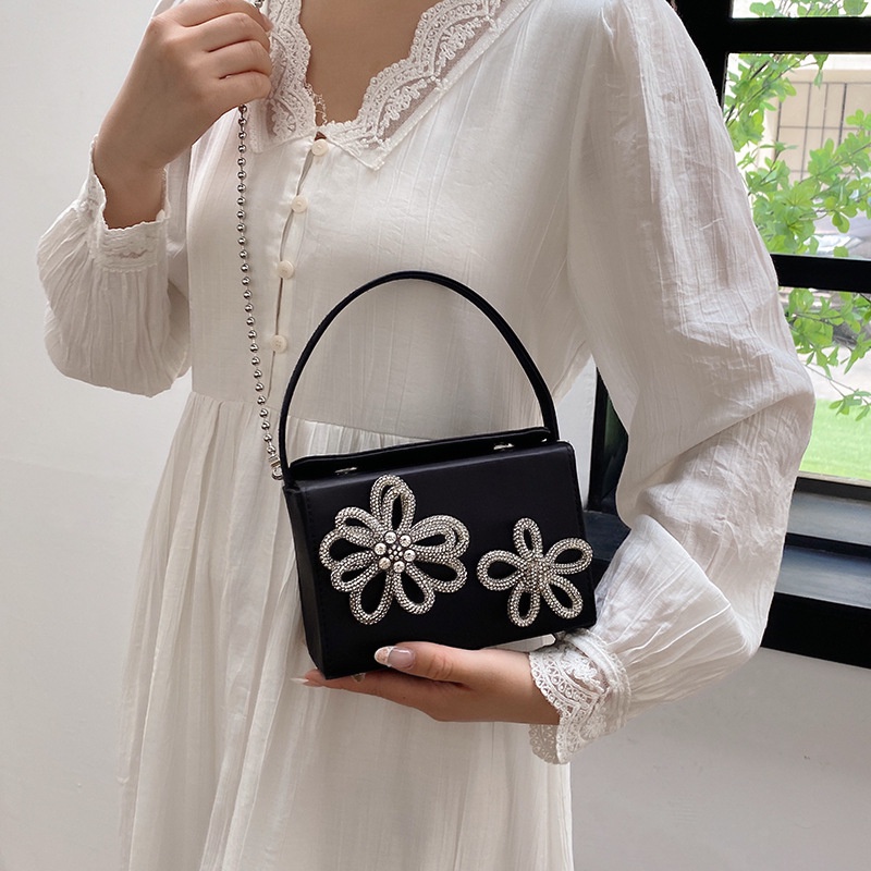 Túi Xách Đeo Chéo Hình Hộp Hoa Phong Cách Mới 2023 Cho Nữ