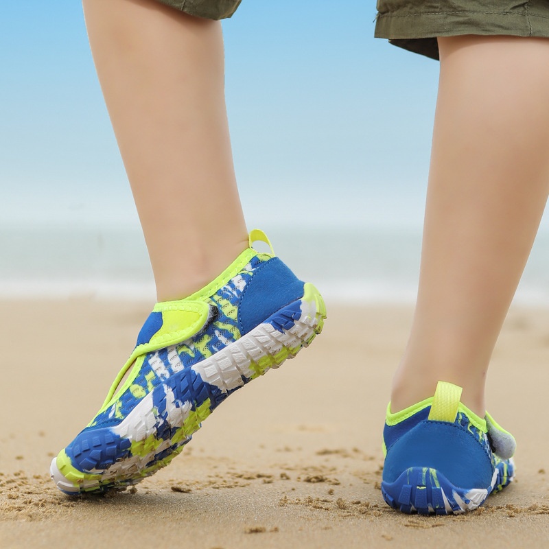 Giày Đi Biển Mau Khô Chống Mài Mòn Cho Bé