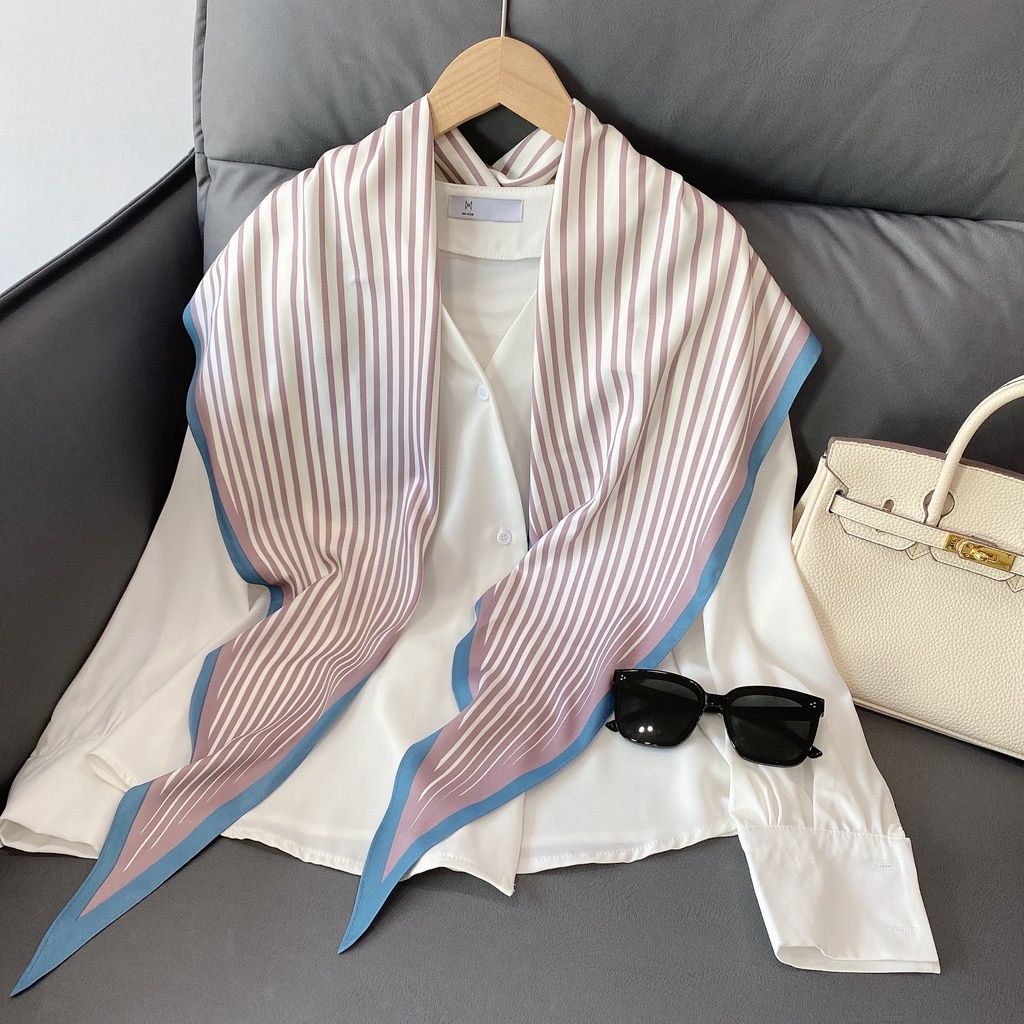 Khăn Choàng Lụa Kẻ Sọc Xanh Navy Thời Trang Mùa Hè