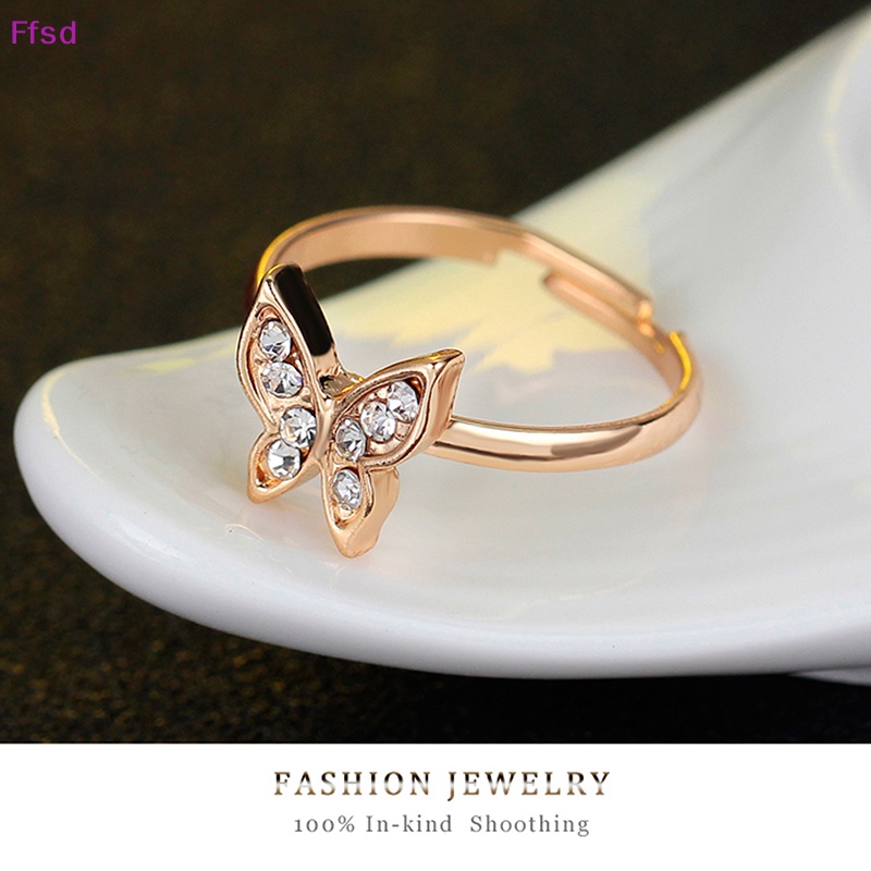 Set 4 Vòng cổ + Bông Tai Hình Bướm Đính Đá Dễ Thương