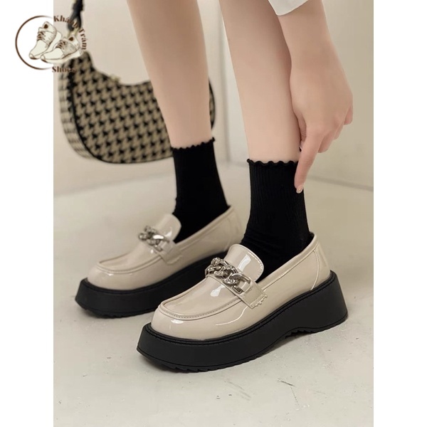 Giày Bốt Đốc Da Bóng 2 Màu Đen Kem Siêu Xinh Đế Răng Cưa