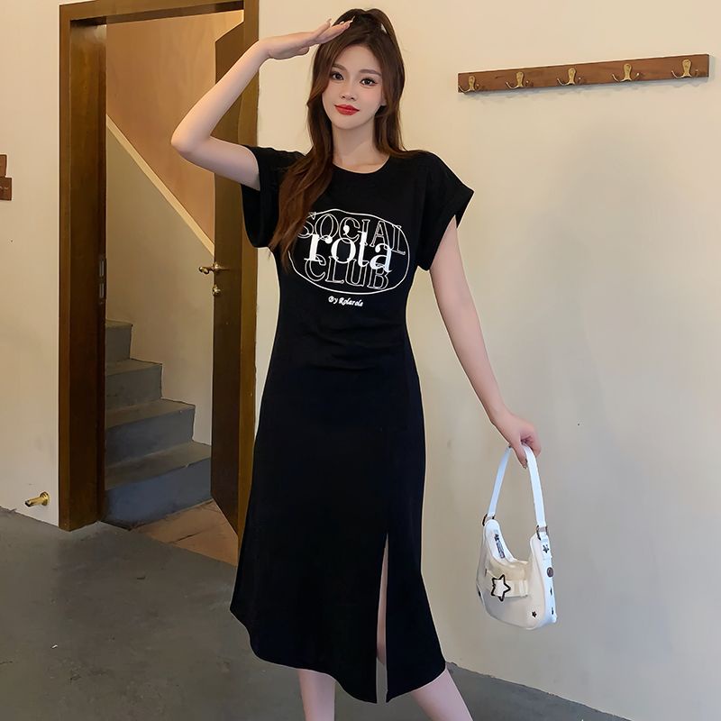 Đầm Chữ A Tay Ngắn Dáng Rộng Xẻ Tà In Hoạ Tiết Thời Trang