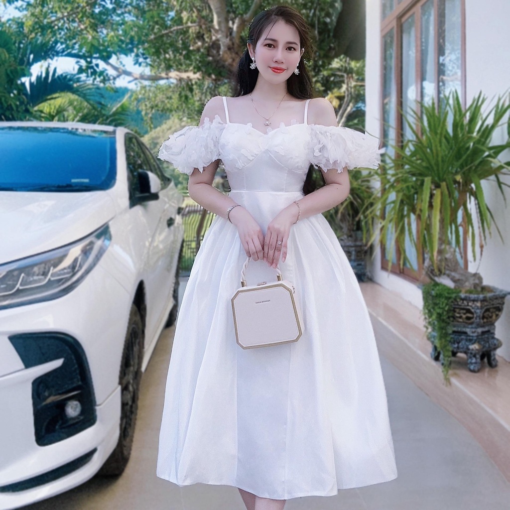 Đầm đi tiệc A401 kiểu 2 dây trễ vai dáng xòe dài qua gối chất tafta bóng lót lụa mix lưới hồ điệp freesize KimHoa77
