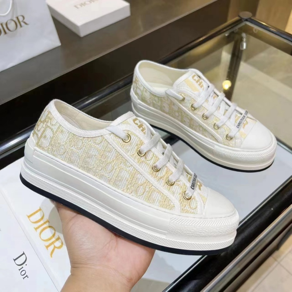 Giày Vải Đế Dày Thêu Chữ 23 Phong Cách Âu Mỹ Hàng Mới Dành Cho Bạn Nữ