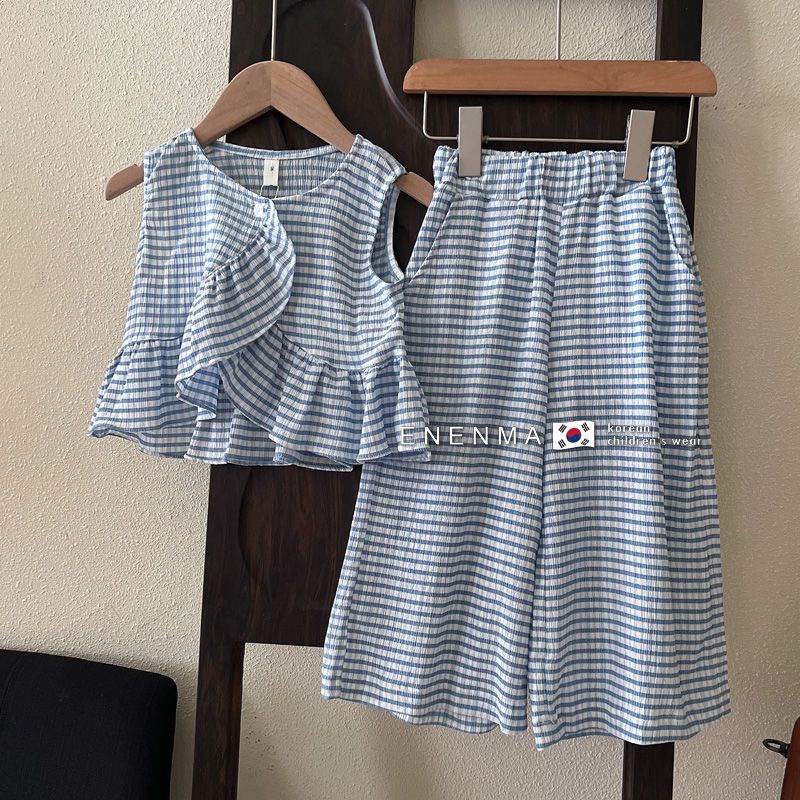 Bộ Áo Thun Tay Ngắn + Váy Yếm Mỏng Thời Trang Hè 2020 Xinh Xắn Cho Bé Gái