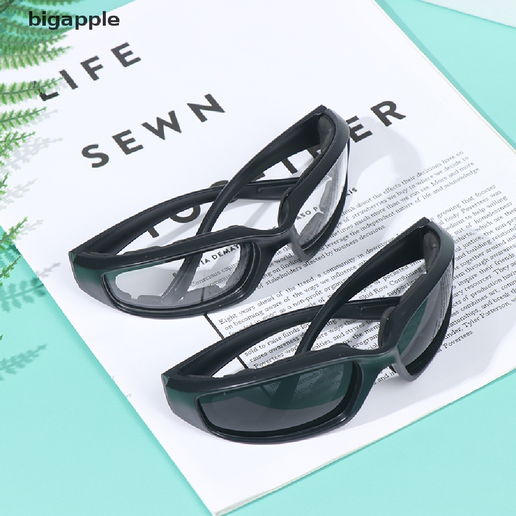 Kính Bảo Vệ Mắt Khi Đi Xe Máy Chống Gió / Bụi Bẩn Tiện Dụng