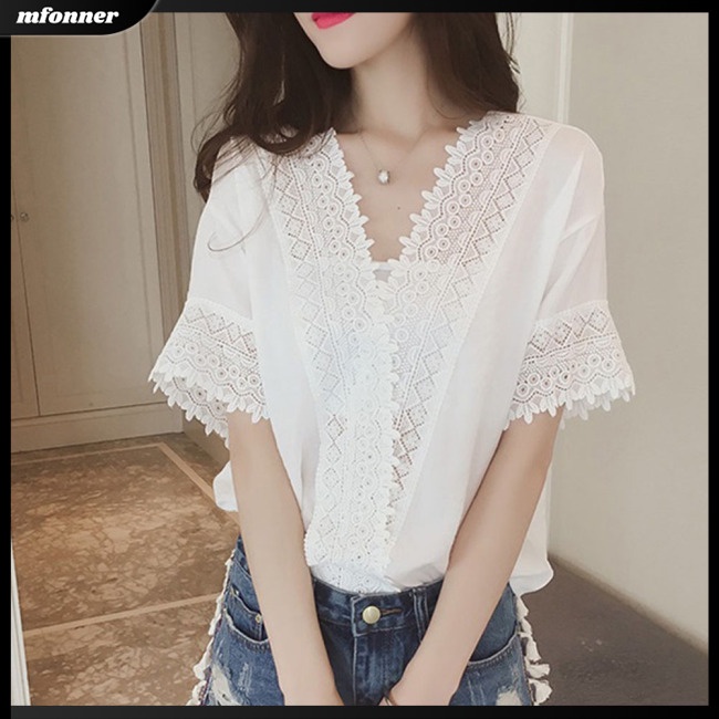 Áo Thun Nữ Cổ Chữ V Phối Ren Lỗ Đơn Giản Dễ Phối Đồ